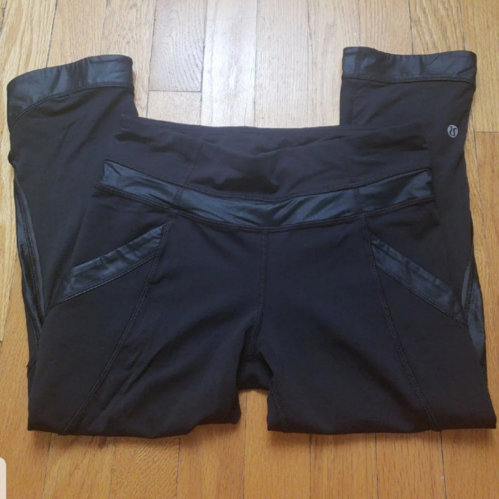 LULULEMON cropped leggings size 4